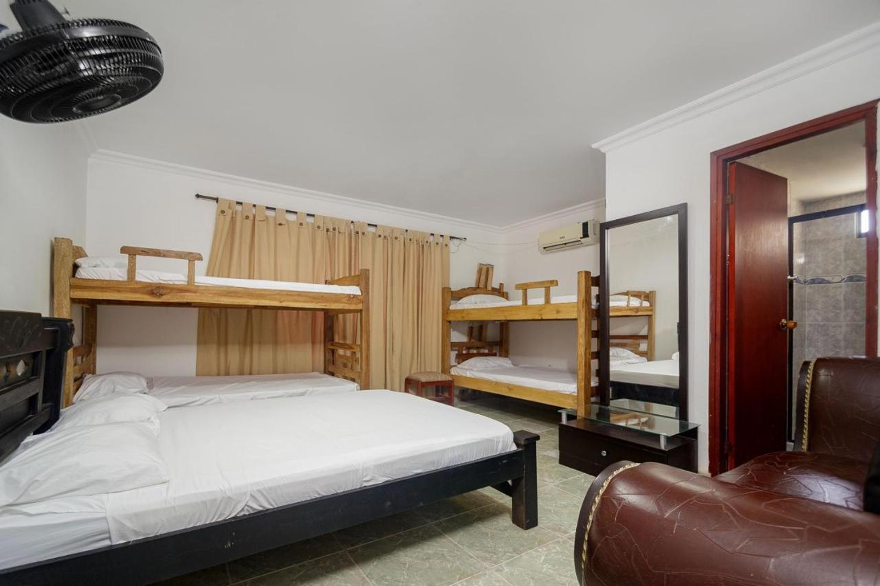 Vivienda Turistica Las Palmas Cartagena エクステリア 写真