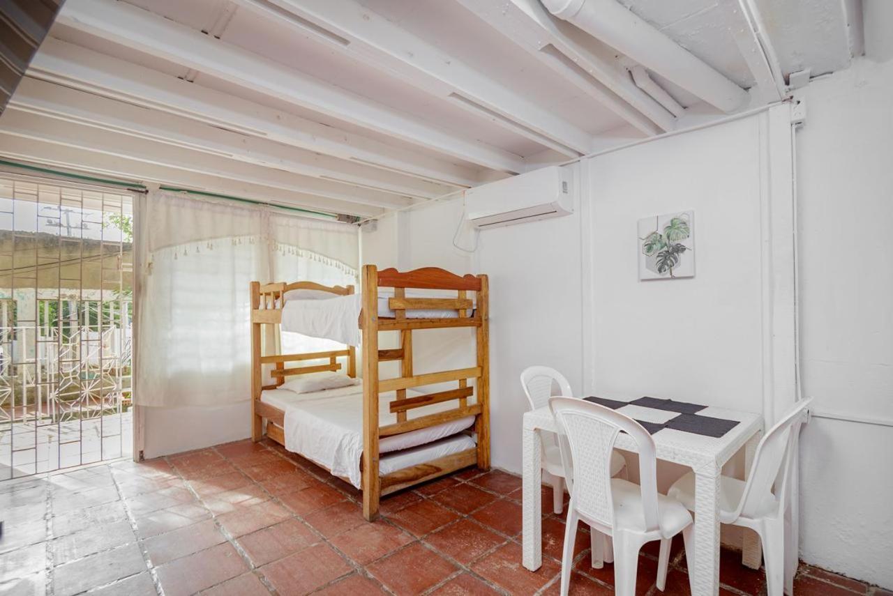 Vivienda Turistica Las Palmas Cartagena エクステリア 写真